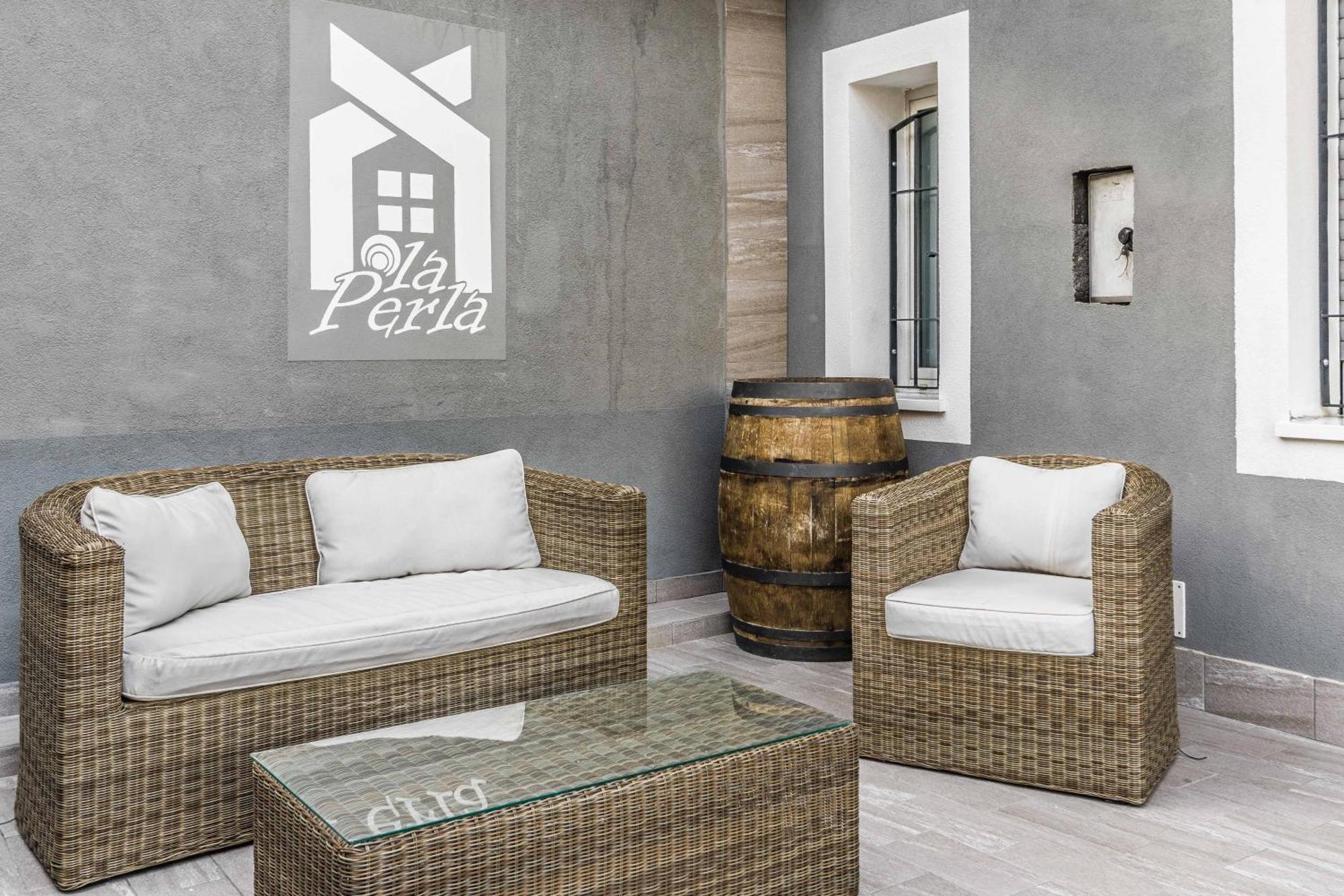 La Perla Rooms Saronno Exterior photo